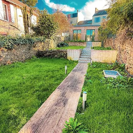 Cocon Lumineux Avec Jardin, Coeur De